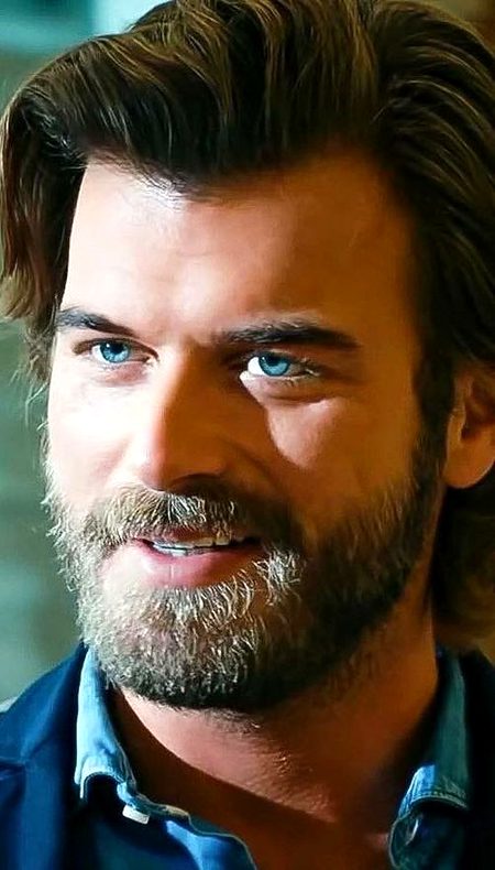 Turkish Celebs image