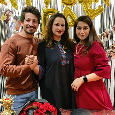 Pakistani Celebs image