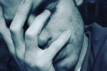 تیری قربت کے لمحے پُھول جیسے
مگر پُھولوں کی عمریں مختصر🔥 Mahii 💔