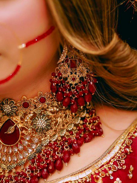 Beautiful People image