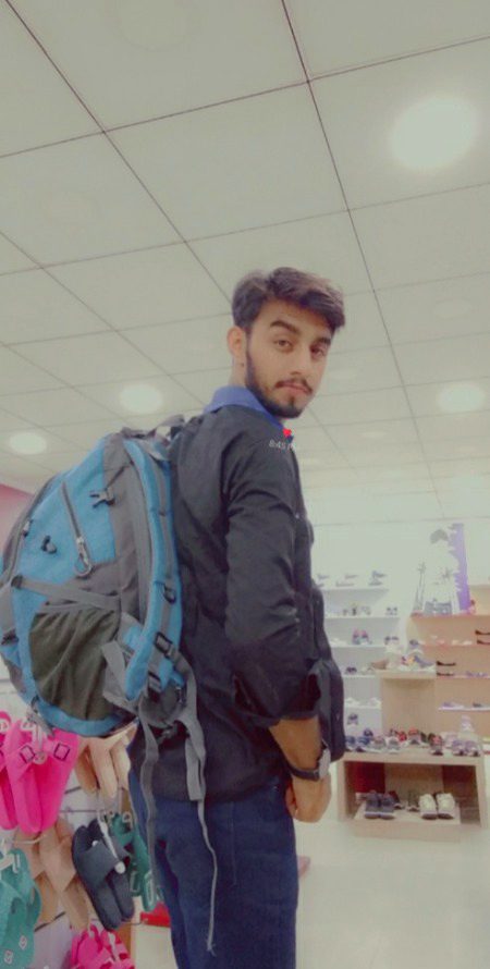 Agr fursat mily kabi zindgi me 😥to parhna zrur muje 😌ik nakaam zindgi ki mukammal kitab hu 🖤💔