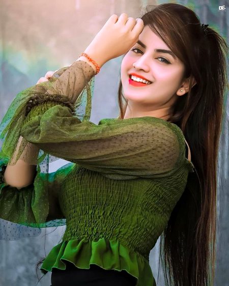 Beautiful People image