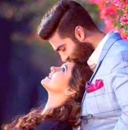 خیریت نہیں پوچھتا۔۔۔مگر خبر رکھتا ہے,,, میں نے سنا ہے۔۔۔وہ مجھ پر نظر رکھتا ہے.