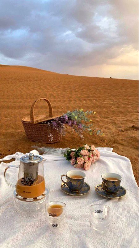 🌼🌼🌼
🍀🍀🍀
*اني ذقت المرارات كلها فلم اجد امر من الحاجة الى الناس ..*
میں نے ہر قسم کی تمام کڑوی چیزیں چکھ کر دیکھ لیں ۔۔۔
لیکن جس چیز کو میں نے سب سے زیادہ کڑوا پایا وہ ہے دوسروں کی محتاجی ۔۔!!
#Muslim_sisters