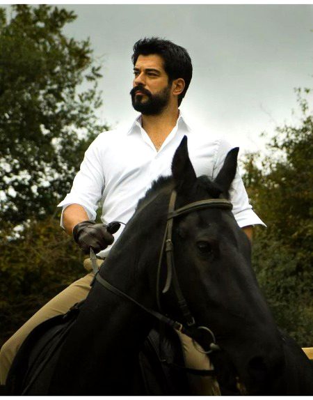 Turkish Celebs image