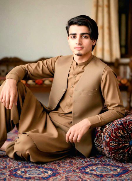 میں کیوں بُرا کہوں کسی کو ہوسکتا ہے     اللہ کی نظر میں وہ مجھ سے بہتر ہو۔