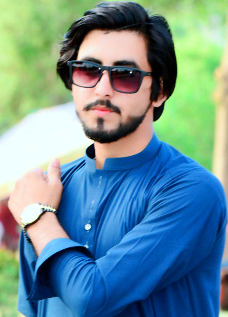 جس چھاؤں سے عزت نفس زخمی ہو
🙅♂️ℂ𝕙𝕒𝕒𝕟𝕕🙏
اس چھاؤں سے دھوپ بہتر ہے