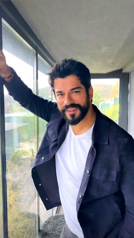 Turkish Celebs image