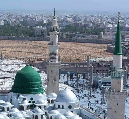 کیا ھو گا تیری دید  کی لذت کا عالم  
.
دیوانوں نے اب تک تو تیرا نام سنا ھے 
 ﷺ❤️❤️
Ashi Malik 😊😇💕