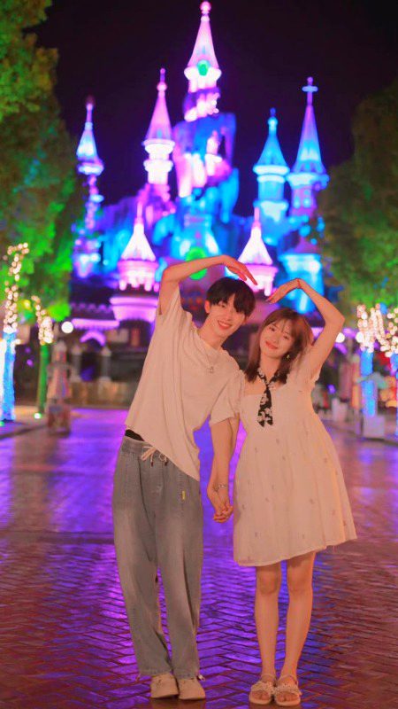 Beautiful People image