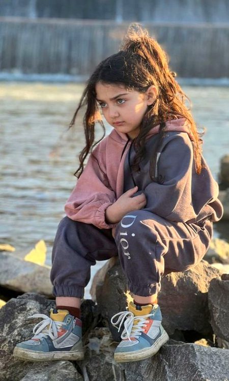 ghusa man bhot he piyari lagte 😎