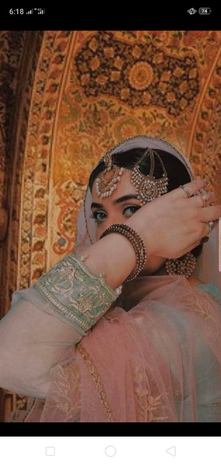 Beautiful People image