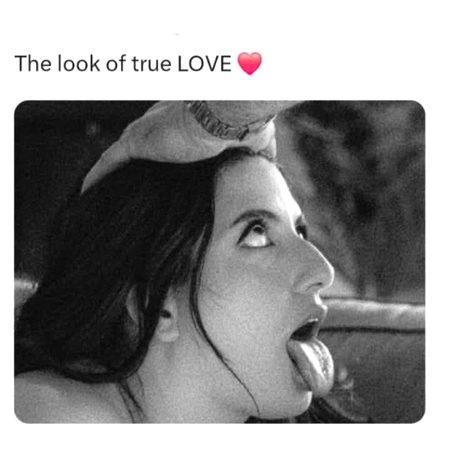 ks ko chahye aesa pyar