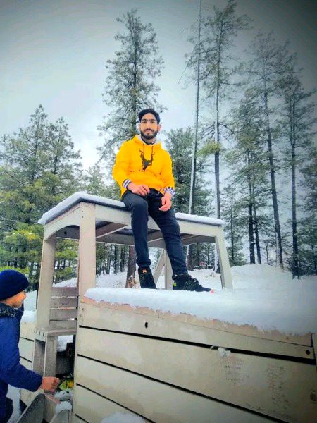 ہم خاک نشین ظرف کا سودا نہیں کرتے🖤🥀✨