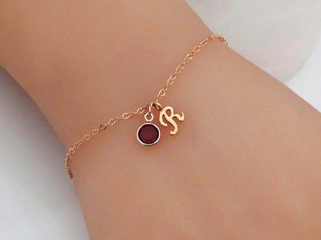 کوئی ماتھے کا لکھا پڑھ سکے گا؟
میری قسمت کے پودے زرد کیوں ہیں؟
یا سینہ چاک کر کے دل سے پوچھوں
تیرے حصے میں آخر درد کیوں ہیں؟