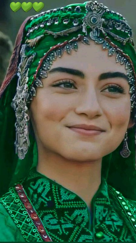 Turkish Celebs image