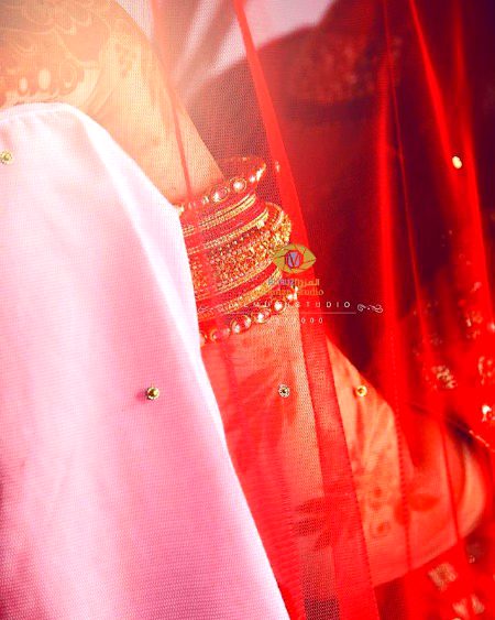 اکثر لوگ بیٹی کا پہلا حق کھا جاتے ہیں۔
اس کے پیدا ہونے کی خوشی ۔۔☹️