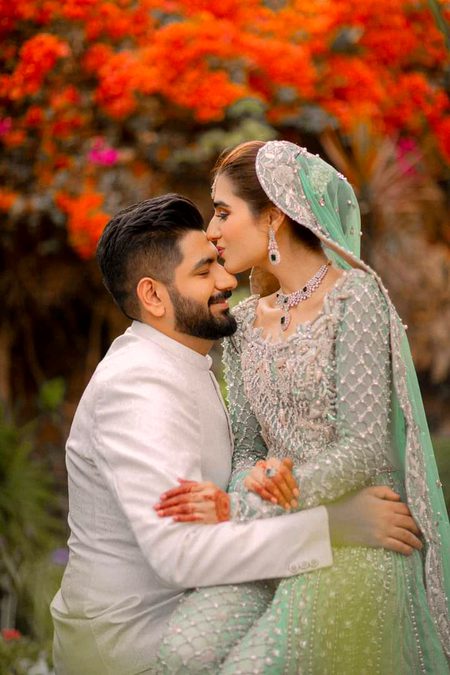 بہت مان تھا جن پہ🥀
بڑے بے ایمان نکلے وہ🔥 Mahii Mera