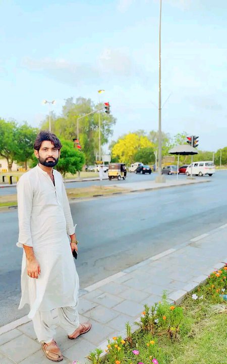 Beautiful People image