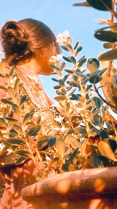 Hum Agar Khas nahi To Ap b khas nahai.