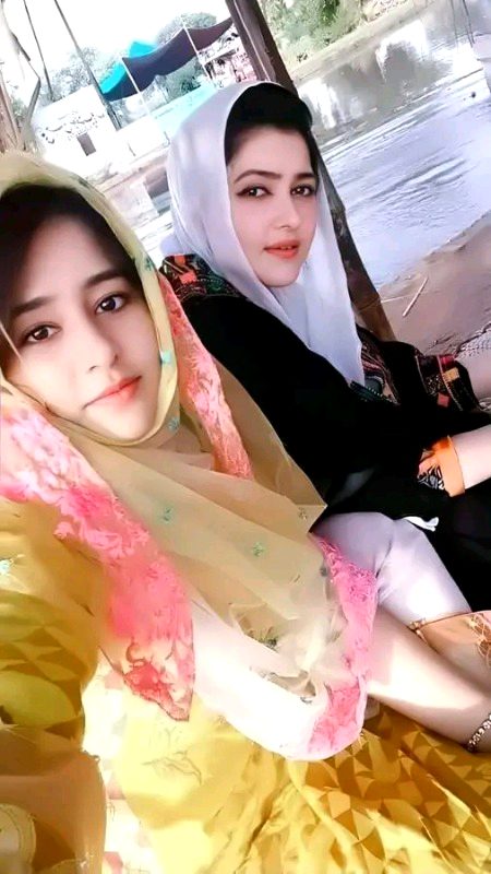 Beautiful People image