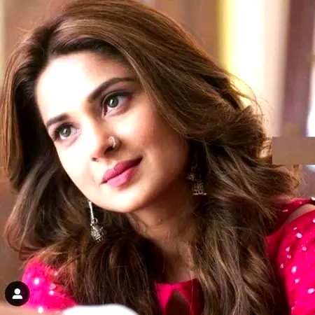 جدھر اٹھائی نظر۔۔۔قتل عام تم نے کیا۔۔💗
قضا کا نام ہوا۔۔۔اور کام تم نے کیا۔۔۔💜