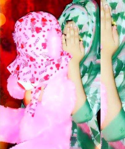 Dil Mang Raha hy muhlat tery sath dhadkny ki tery Naam sy jeny ki tery naam sy Marny ki😘😘
