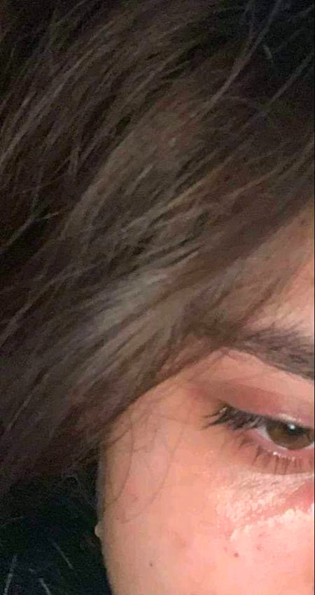 یہ دل ہے ہر فریب کی لذت سے آشنا
وہ لاکھ بےوفا سہی پر مجھ کو چاہئیے🔥 Mahii 💔