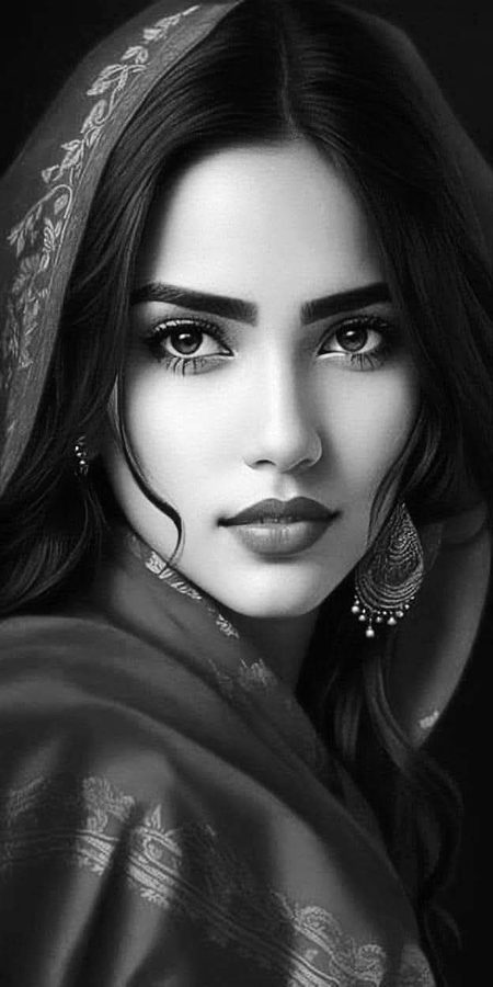 الفت کے درد جھیل سکوں، سر اٹھا سکوں.
وہ ظرف کر عطا کہ محبت نبھا سکوں۔💔Unzii🥀