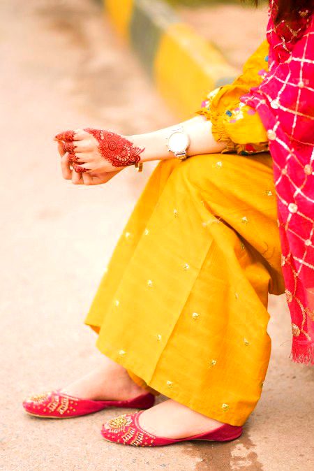 Mehndi Design image