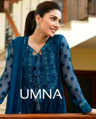 (***)un ki mehfil mein un ko dikh kar jab Nazry milti hain un ki Nazro sy un ki Ankho ki deewangi utar ti hai dil mein dharkan ki tarha(***)