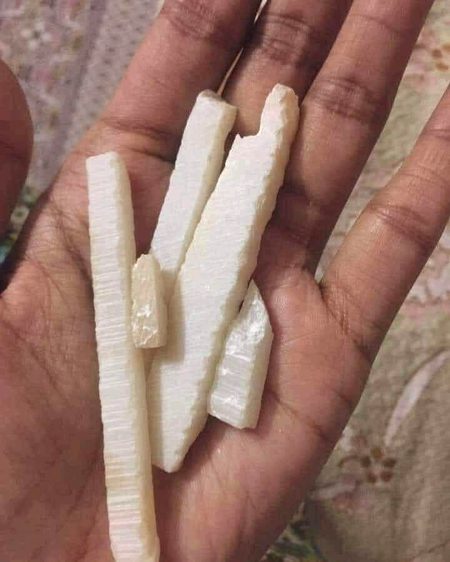 Koi janta hai iss k bary main?