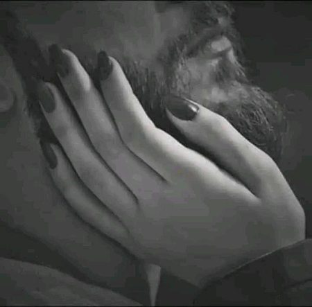 تمہیں دیکھنے سے میرا ڈپریشن لگ بھگ چوبیس گھنٹوں تک مینٹین رہتا ہے 🤎