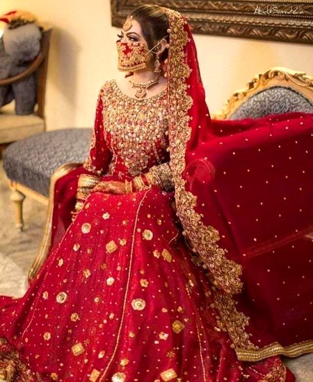 سرخ جوڑا پہنوں گی جس دن____❤️
آسمان پر پریاں رشک کرینگی اس دن____❤️