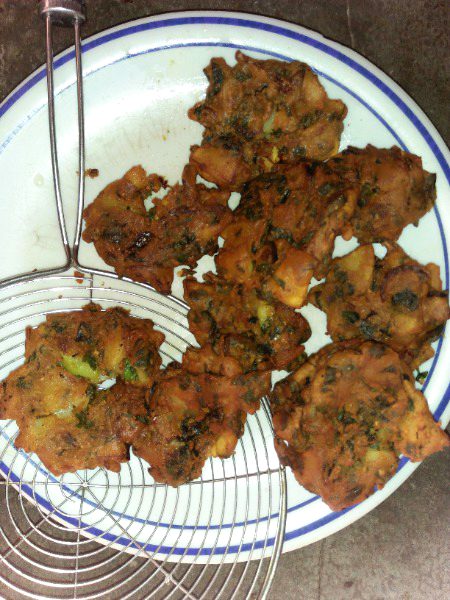 Ajo bai pkory kha lo .i1
