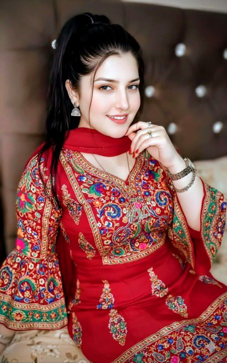 Beautiful People image