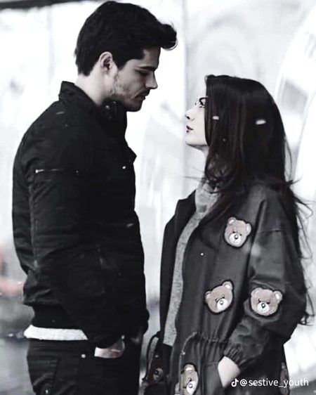 *🖋️ `چھوٹی سی نصیحت`*
`کســی کـے لیــے غــلط انــــدازہ`
`کبھــی مت لگائیــں ۔ بہت ســی
`نــاپسنـدیــدگیــاں اور نفـرتیــں`
`غــــلــط فــہمیــوں اور غــــلــط`
`انـــــدازوں کــا نـتیجــہ بـھــــی`
`ہو  سکتــی ہیـــں۔۔۔۔
*✨دلوں کو صاف رکھیں۔`✨✨*
💞💓💕