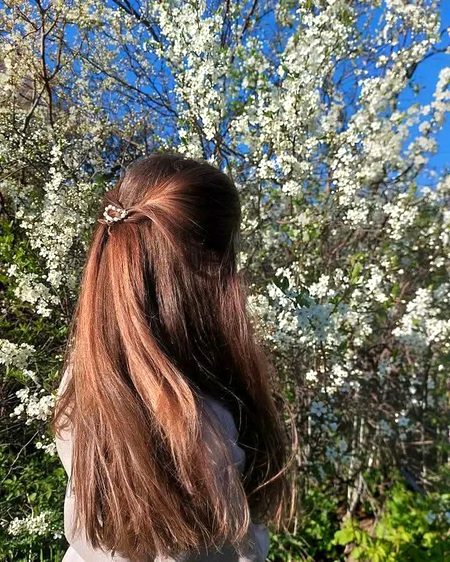 آپ سب اچھے ہیں مگر میں تھوڑی زیادہ اچھی ہوں
🫣