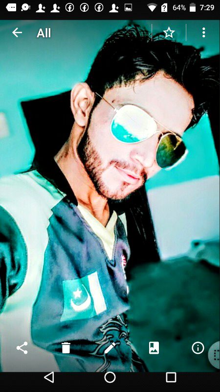 کہا تھا ناں سادگی میں ___ رہنے دو😊
سنورنے پہ آئے تو دیکھتے رہ جاؤ گے😍