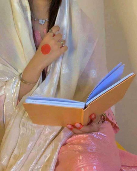 اس ایک شخص کو چاہوں گا تا دمِ آخر🥀
وہ جس نے مجھ سے محبت کے بعد نفرت کی🔥 Mahii 💔