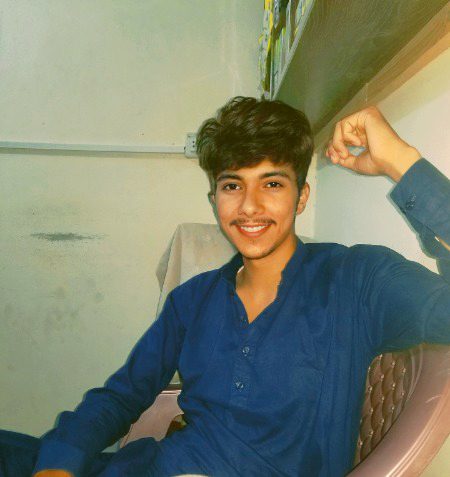 MuskoraTy Log Zada Dukhi hoty hn i Think...