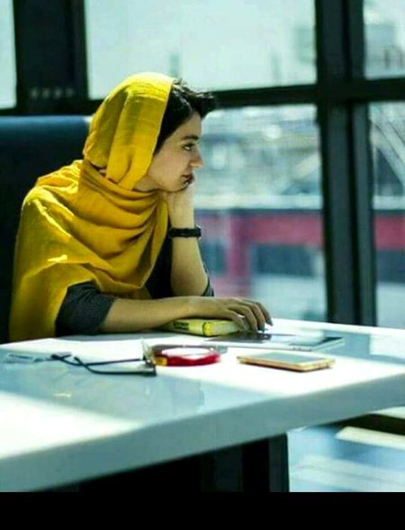 یوں بھی ہو سکتا ہے یک دم کٶٸي اچھا لگ جاۓ ۔
بات کچھ بھی نہ ہو دل میں تماشہ لگ جاۓ ۔🔥 Mahii 💔