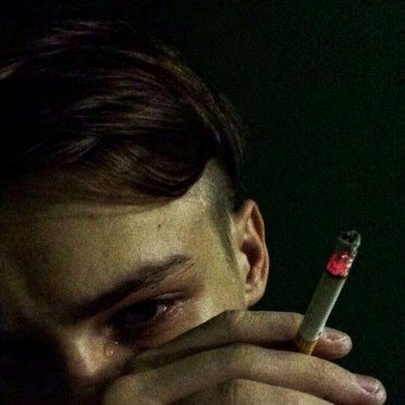 میں نے اک شہر ہمیشہ کے لیے چھوڑ دیا
لیکن اس شہر کو آنکھوں میں بسا لایا ہوں