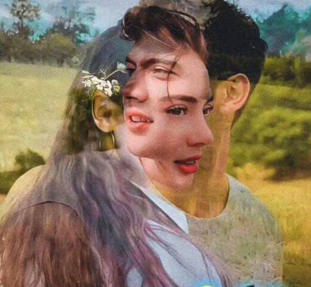 تُم سے بِچھڑ کے پِھر کوئی حسرت نہیں بچی
.....
پِھر تیرے جیسے شخص سے مِلنا نہیں ہُوا