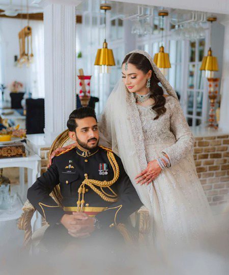 محبت تب ہی معتبر ہے جب دونوں طرف سے دل کی زمین ایک جیسی زرخیز ہو۔ ❣️