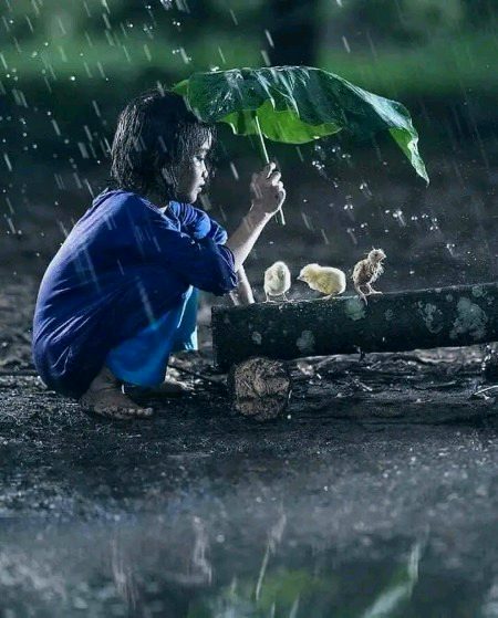 " ہم سمجھتے ہیں خُدا ہمیں اُپر سے دیکھتا ہے، در حقیقت وہ ہمیں اندر سے دیکھتا ہے. "