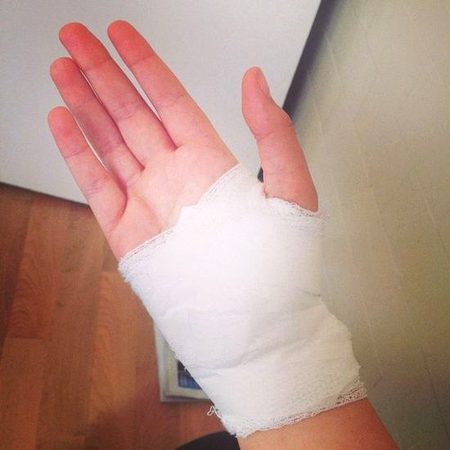 Apna Wo he Jesy ke sath bate khol ke Ki Jae Na ke sambal ke