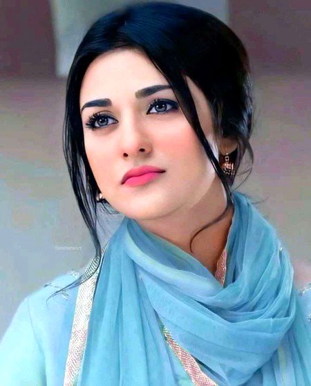 Pakistani Celebs image