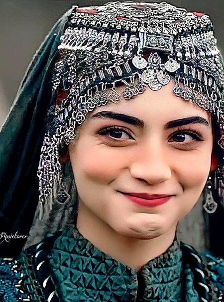 Turkish Celebs image