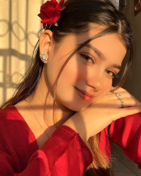 Beautiful People image
